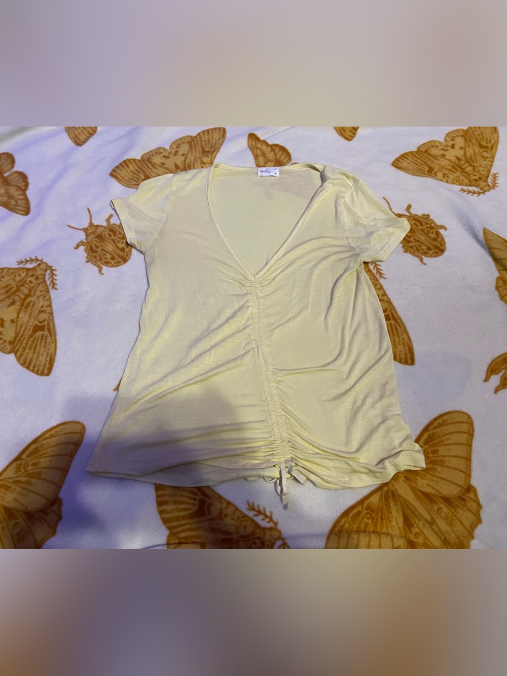 Glitz Light Yellow Ruched V-Neck Short Sleeve Top